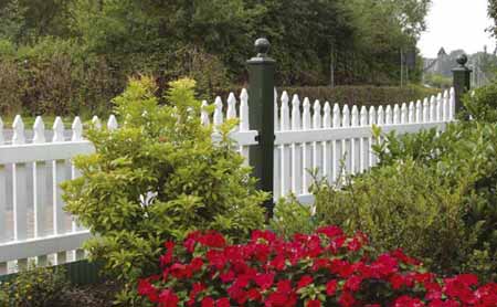 Custom made gardenfence, iroko hardwood painted white or color - made in Germany